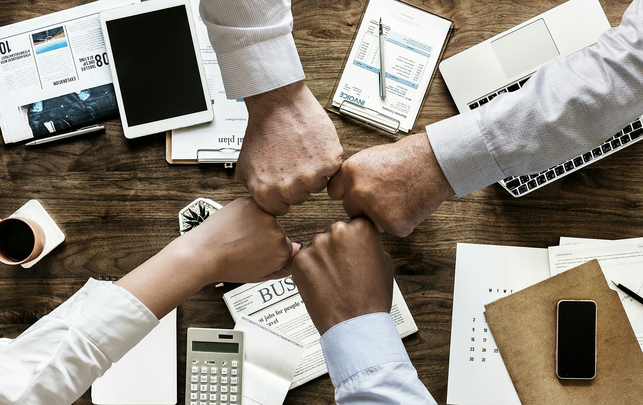 Exploring the Factors That Influence Fixed Deposit Interest in Different Banks